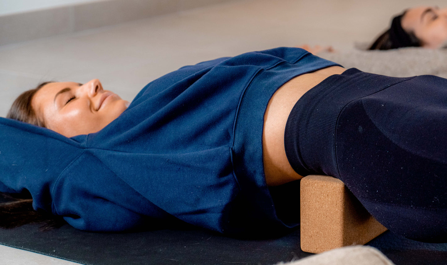 Blid yin yoga – Mandags aften hold - 10 x - Datoer: D. 17 august - 26 okt - kl 19.00-20.15