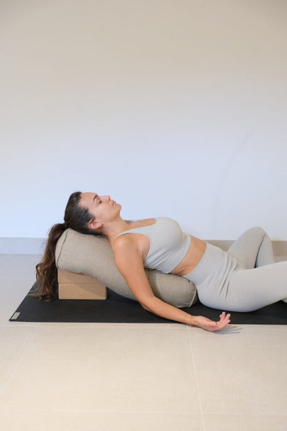 Blid yin yoga – Mandags aften hold - 10 x - Datoer: D. 17 august - 26 okt - kl 19.00-20.15